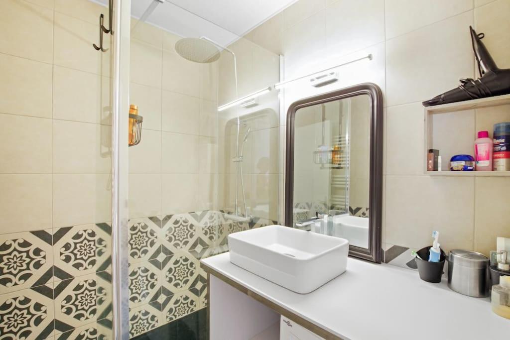 Appartement Calme Et Moderne Avec Vue Mer 74 Canet-en-Roussillon Extérieur photo